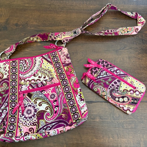 Retired Vera Bradley Print Crossbody and Wallet - Picture 1 of 6